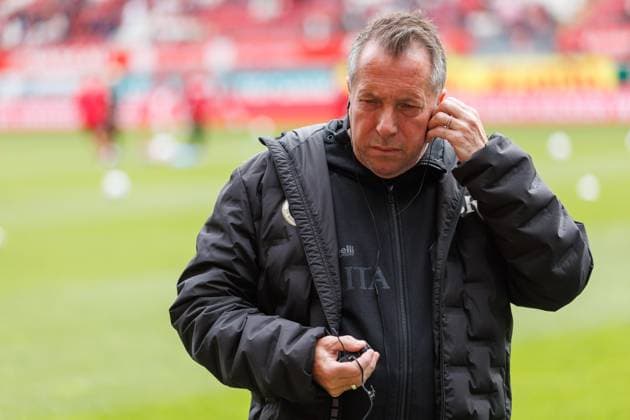 Markus Kauczinski Coach SV Wehen Wiesbaden , 1 FC Kaiserslautern vs SV Wehen Wiesbaden, Football, 2 Bundesliga, Season 2023 2024, Matchday 30, 20 04 2024 1 FC Kaiserslautern vs SV Wehen Wiesbaden, Football, 2 Bundesliga, Season 2023 2024, Matchday 30, 20 04 2024 Kaiserslautern Copyright: xEibner-Pressefoto AlexanderxNeisx EP_ANS