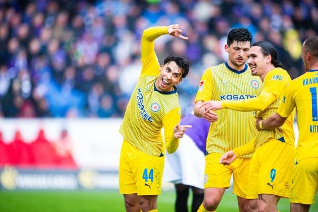 20 04 2024 Soccer, 2023 2024, 2 Bundesliga, Matchday 30, VfL Osnabrück Eintracht Braunschweig L Johan Gomez Braunschweig celebrates after his goal to 0 3 with M Jannis Nikolaou Braunschweig , Rayan Philippe Braunschweig DFL REGULATIONS PROHIBIT ANY USE OF PHOTOGRAPHS AS IMAGE SEQUENCES AND OR QUASI VIDEO