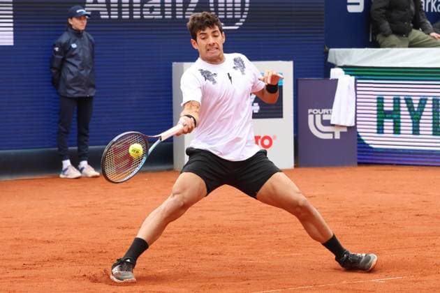Cristian Garin CHI single image, cropped, on the ball Tennis BMW Open 2024 Munich 19 04 2024 PHOTO Mladen Lackovic LakoPress