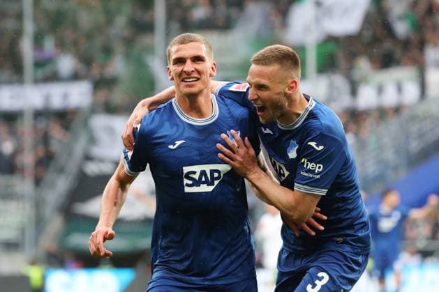 20.04.2024, xtvx, Fussball 1.Bundesliga, TSG 1899 Hoffenheim - Borussia Mönchengladbach emspor, v.l. Goal scored, Tor zum 2:1 Grischa Proemel (TSG 1899 Hoffenheim) Torjubel, Goal celebration, celebrate the goal, celebrates scoring (DFL DFB REGULATIONS PROHIBIT ANY USE OF PHOTOGRAPHS as IMAGE SEQUENCES and or QUASI-VIDEO) Sinsheim *** 20 04 2024, xtvx, Fußball 1 Bundesliga, TSG 1899 Hoffenheim Borussia Mönchengladbach emspor, v l Goal scored, Tor zum 2 1 Grischa Proemel TSG 1899 Hoffenheim Torjubel, Goal celebration, celebrate the goal, celebrates scoring DFL DFB REGULATIONS PROHIBIT ANY USE OF PHOTOGRAPHS as IMAGE SEQUENCES and or QUASI VIDEO Sinsheim