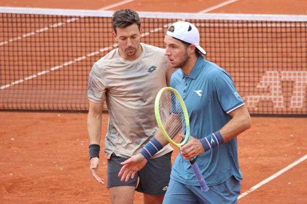 Andreas Mies li and Jan Lennard Struff both GER doubles, against Arribage Cornea Tennis BMW Open 2024 Munich 20 04 2024 PHOTO Mladen Lackovic LakoPress