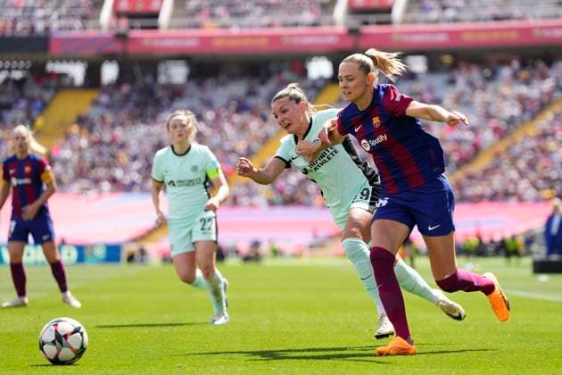 FC Barcelona, Barca v Chelsea FC Women: Semi-final First Leg - UEFA Women s Champions League Fridolina Rolfo of Barcelona and Sweden and Johanna Rytting Kaneryd of Chelsea and Sweden compete for the ball during the UEFA Women s Champions League 2023 24 semi-final Leg One match between FC Barcelona and Chelsea FC at on April 20, 2024 in Barcelona, Spain. Barcelona Spain  Copyright: xJosexBretonx originalFilename:breton-fcbarcel240420_npjTK.jpg