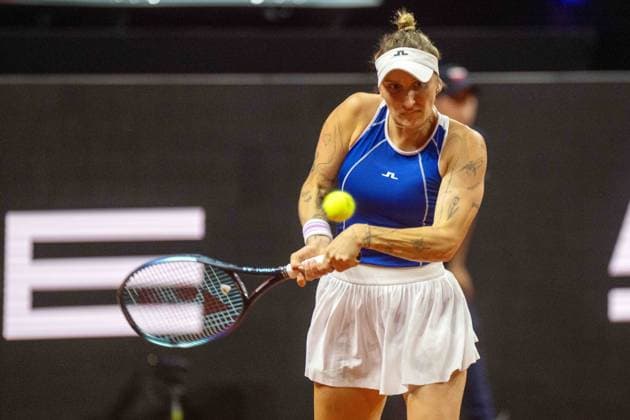 Marketa Vondrousova CZE xettx, Germany, Stuttgart, 20 04 2024, Tennis, Porsche Tennis Grand Prix, Day 8, 2024, Semifinal, M Kostyuk M Vondrousova, Porsche Arena Photo A2 Bildagentur Peter Hartenfelser