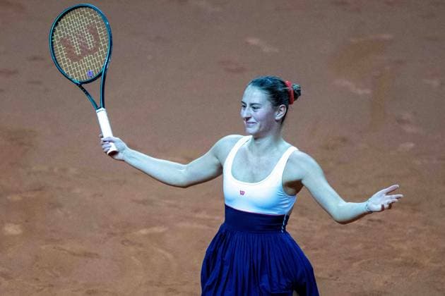 Marta Kostyuk UKR is jubilant and happy after beating Marketa Vondrousova CZE and reaching the final of the Porsche Tennis Grand Prix xettx, Germany, Stuttgart, 20 04 2024, Tennis, Porsche Tennis Grand Prix, Day 8, 2024, Semifinal, M Kostyuk M Vondrousova, Porsche Arena Photo A2 Bildagentur Peter Hartenfelser