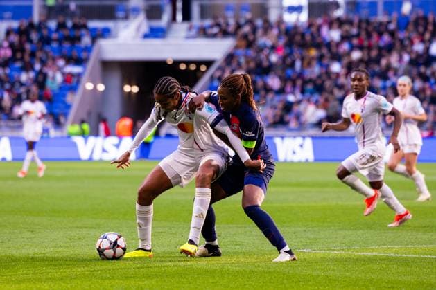 Lyon, France Wendie Renard (3 Olympique Lyonnais) in action during the UEFA Womens Champions League semi-final game between Olympique Lyonnais and Paris Saint Germain at Groupama Stadium in Lyon, France. (Pauline Figuet SPP) Copyright: xPaulinexFiguetx xSPPx spp-en-PaFiSp-PF_OLvPSG719