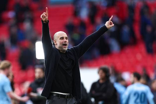 Chelsea v Manchester City 20 April 2024, London - FA Cup - Semi Final - Chelsea v Manchester City - Manchester City manager Pep Guardiola celebrates victory - Photo: Jacques Feeney Offside. London UK *** Chelsea gegen Manchester City 20. April 2024, London FA Cup Halbfinale Chelsea gegen Manchester City Manchester City Trainer Pep Guardiola feiert den Sieg Foto Jacques Feeney Abseits London UK  Copyright: xJacquesxFeeneyx xOffsidexOffside