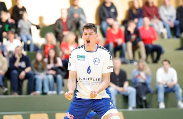Germany Kriftel 20 04 2024 Volleyball Hesse 2 Bundesliga South Men Season 2023 2024 TuS Kriftel red L E Volleys Leipzig ws v l Yannick Siebeck L E Volleys Nr 6 Sport TuS Kriftel L E Volleys Leipzig