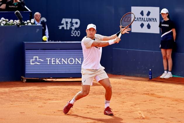 Dusan Lajovic (SRB), APRIL20, 2024 - Tennis : Dusan Lajovic during singles Semi final match against Stefanos Tsistipas on the Barcelona Open Banc Sabadell tennis tournament at the Real Club de Tenis de Barcelona in Barcelona, Spain. Noxthirdxpartyxsales  (250779185)