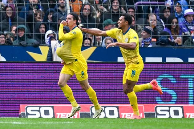 2 Bundesliga VfL Osnabrück Eintracht Braunschweig on 20 04 2024 at Bremer Brücke in Osnabrück Cheering, goal celebration, goal scorer, goal scorer Rayan Philippe Braunschweig cheers after his goal to 0 2 with Anton Donkor Braunschweig MT