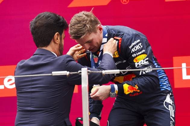 VERSTAPPEN Max (ned), Red Bull Racing RB20, portrait and BEN SULAYEM Mohammed (uae), President of the FIA, portrait during the Formula 1 Lenovo Chinese Grand Prix 2024, 5th round of the 2024 Formula One World Championship, WM, Weltmeisterschaft from April 19 to 21, 2024 on the Shanghai International Circuit, in Shanghai, China - F1 - CHINESE GRAND PRIX 2024 DPPI Panoramic  240421_R05_CHINA_DP_DC0A6861