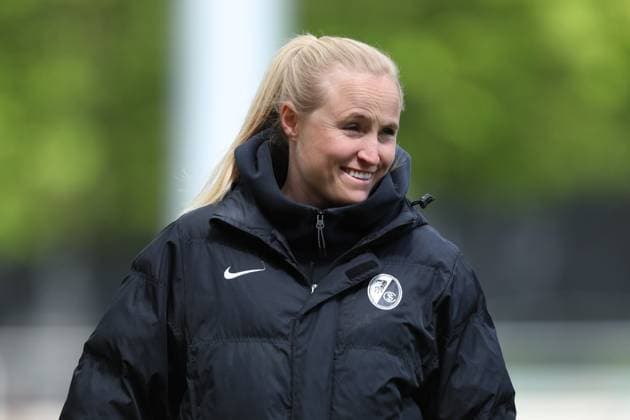 Coach Theresa Merk SC Freiburg laughs, Womens Bundesliga, 1 FC Koeln SC Freiburg, Franz Kremer Stadion on April 21, 2024 in Cologne, Germany Photo by Oliver Kaelke DeFodi Images Coach Theresa Merk SC Freiburg laughs, Womens Bundesliga, 1 FC Koeln SC Freiburg, Franz Kremer Stadion on April 21, 2024 in Cologne, Germany Photo by Oliver Kaelke DeFodi Images Defodi 678 2024 04 121 OK FCKSCF 0229 Defodi-678