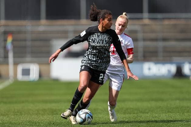 Cora Zicai SC Freiburg and Anna Gerhardt 1 FC Koeln in duel, Frauen Bundesliga, 1 FC Koeln SC Freiburg, Franz Kremer Stadion on April 21, 2024 in Cologne, Germany Photo by Oliver Kaelke DeFodi Images Cora Zicai SC Freiburg and Anna Gerhardt 1 FC Koeln battle for the ball, Frauen Bundesliga, 1 FC Koeln SC Freiburg, Franz Kremer Stadion on April 21, 2024 in Cologne, Germany Photo by Oliver Kaelke DeFodi Images Defodi 678 2024 04 121 OK FCKSCF 0460 Defodi-678