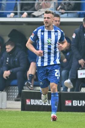 21 04 2024, xsltx, Soccer 2 Bundesliga, Karlsruher SC Hertha BSC Berlin emspor, v l Marco Thiede Karlsruher SC KSC DFL DFB REGULATIONS PROHIBIT ANY USE OF PHOTOGRAPHS as IMAGE SEQUENCES and or QUASI VIDEO Karlsruhe