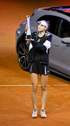 Award ceremony, honoring Elena Rybakina KAZ with trophy in front of winning car Porsche Taycan 4S Sport Turismo Tennis Ladies Porsche Cup Porsche Tennis Grand Prix GP Stuttgart 2024 Porsche Arena 21 04 2024 DFL REGULATIONS PROHIBIT ANY USE OF PHOTOGRAPHS AS IMAGE SEQUENCES AND OR QUASI VIDEO Porsche Tennis Grand Prix GP Stuttgart 2024