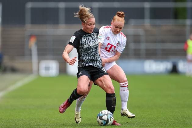 Lisa Karl SC Freiburg and Laura Vogt 1 FC Koeln in duel, Frauen Bundesliga, 1 FC Koeln SC Freiburg, Franz Kremer Stadion on April 21, 2024 in Cologne, Germany Photo by Oliver Kaelke DeFodi Images Lisa Karl SC Freiburg and Laura Vogt 1 FC Koeln battle for the ball, Frauen Bundesliga, 1 FC Koeln SC Freiburg, Franz Kremer Stadion on April 21, 2024 in Cologne, Germany Photo by Oliver Kaelke DeFodi Images Defodi 678 2024 04 121 OK FCKSCF 0885 Defodi-678