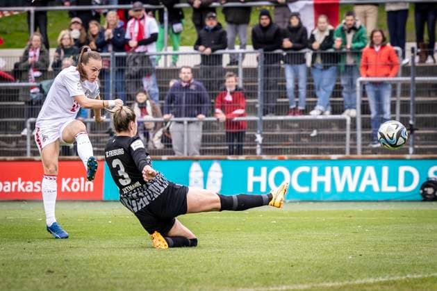 GOOGLE PIXEL Womens Bundesliga 1 FC Köln SC Freiburg, 21 04 2024 Dora Zeller 1 FC Köln, 19 GOOGLE PIXEL Womens Bundesliga 1 FC Köln SC Freiburg, 19 Matchday, on 21 04 2024 at Franz Kremer Stadium in Cologne DFL REGULATIONS PROHIBIT ANY USE OF PHOTOGRAPHS AS IMAGE SEQUENCES AND OR QUASI VIDEO Copyright: xBEAUTIFULxSPORTS LeahxKohringx