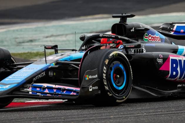 31 OCON Esteban (fra), Alpine F1 Team A524, action during the Formula 1 Lenovo Chinese Grand Prix 2024, 5th round of the 2024 Formula One World Championship, WM, Weltmeisterschaft from April 19 to 21, 2024 on the Shanghai International Circuit, in Shanghai, China - F1 - CHINESE GRAND PRIX 2024 DPPI Panoramic  240421_R05_CHINA_DP_FGOO2902