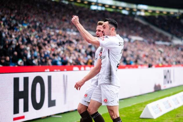 21 04 2024 Soccer, 2023 2024, 1 Bundesliga, Matchday 30, Hannover 96 FC St Pauli L R Johannes Eggestein Pauli celebrates after his goal for 1 2 with Manolis Saliakas Pauli DFL REGULATIONS PROHIBIT ANY USE OF PHOTOGRAPHS AS IMAGE SEQUENCES AND OR QUASI VIDEO