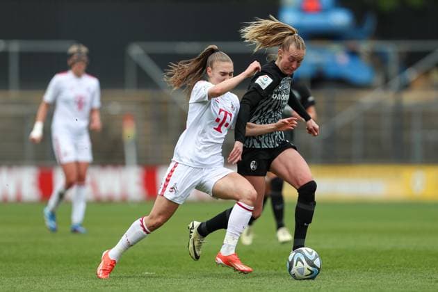 Alena Bienz 1 FC Koeln and Janina Minge SC Freiburg in action, on the ball, single action, Frauen Bundesliga, 1 FC Koeln SC Freiburg, Franz Kremer Stadion on April 21, 2024 in Koeln, Germany Photo by Oliver Kaelke DeFodi Images Alena Bienz 1 FC Koeln and Janina Minge SC Freiburg controls the ball, Frauen Bundesliga, 1 FC Koeln SC Freiburg, Franz Kremer Stadion on April 21, 2024 in Cologne, Germany Photo by Oliver Kaelke DeFodi Images Defodi 678 2024 04 121 OK FCKSCF 0950 Defodi-678