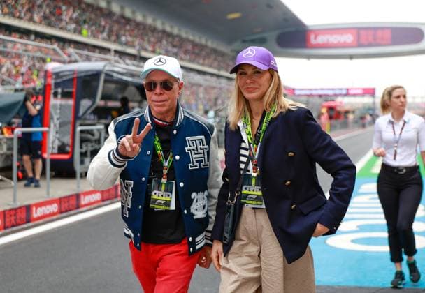 HILFIGER Tommy and OCLEPPO Dee during the Formula 1 Lenovo Chinese Grand Prix 2024, 5th round of the 2024 Formula One World Championship, WM, Weltmeisterschaft from April 19 to 21, 2024 on the Shanghai International Circuit, in Shanghai, China - F1 - CHINESE GRAND PRIX 2024 DPPI Panoramic  240421_R05_CHINA_DP_JK14863