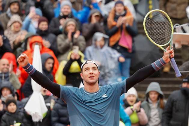 Bilder des Jahres 2024, Sport 04 April Sport Themen der Woche KW16 Sport Bilder des Tages Jan-Lennard Struff (GER) jubelt nach dem Sieg, Jubel, Freude, Emotion Tennis - BMW Open 2024 - ATP, Tennis Herren - MTTC Iphitos - Munich - - Germany - 21 April 2024. *** Jan Lennard Struff GER cheers after the win, jubilation, joy, emotion Tennis BMW Open 2024 ATP MTTC Iphitos Munich Germany April 21, 2024 Copyright: xJuergenxHasenkopfx