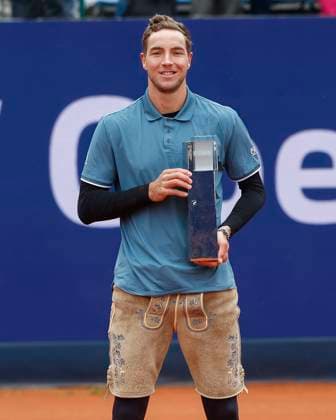 Winner Jan Lennard Struff GER with the trophy Tennis BMW Open 2024 ATP MTTC Iphitos Munich Germany April 21, 2024 Copyright: xJuergenxHasenkopfx