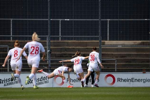 Köln, Germany, April 21, 2024: Koeln, Germany, April 21 2024: Selina Cerci (29 Koeln) celebrates after scoring her team s first goal during the Google Pixel Frauen-Bundesliga game between 1. FC Koeln and SC Freiburg at the Franz-Kremer-Stadion in Köln, Germany (Martin Pitsch SPP) (Martin Pitsch SPP) Copyright: xMartinxPitschx xSPPx spp-en-MaPiSp-20240421_NIKON Z 6_KOEvSCF_DSC9725
