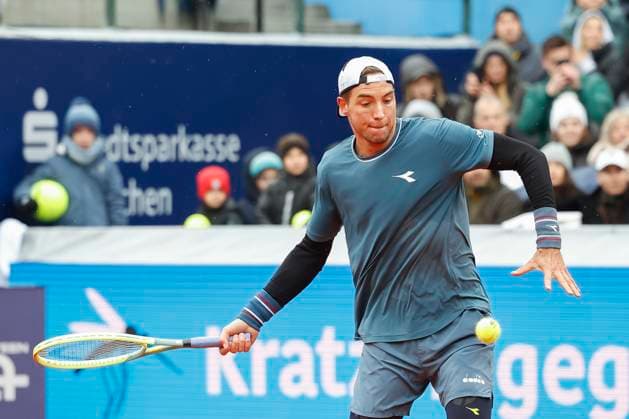 Jan Lennard Struff GER reacts disappointed, Disappointment, Emotion Tennis BMW Open 2024 ATP MTTC Iphitos Munich Germany April 21, 2024 Copyright: xJuergenxHasenkopfx
