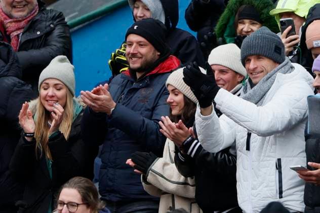 21 04 2024, BMW Open 2024, MTTC Iphitos Muenchen , Tennis, Sport, in the picture left Jan Lennard Struff GER girlfriend Madeleine ,Thomas Mueller FC Bayern Muenchen is also there