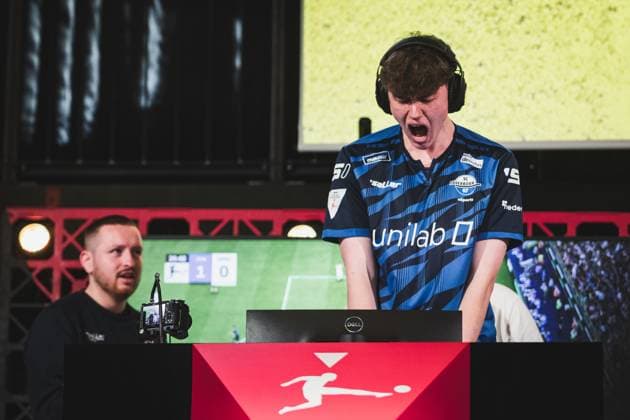 Virtual Bundesliga Grand Final by WOW 21 04 2024 Jonas Wirth Jonny, SC Paderborn 07 Virtual Bundesliga Grand Final by WOW 21 04 2024 Copyright: xBEAUTIFULxSPORTS Buriakovx