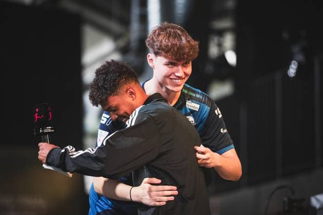 Virtual Bundesliga Grand Final by WOW 21 04 2024 Jonas Wirth Jonny, SC Paderborn 07 , Niklas Wilson Sommer 1 FC Nürnberg II, Livestreamer Virtual Bundesliga Grand Final by WOW 21 04 2024 Copyright: xBEAUTIFULxSPORTS Buriakovx