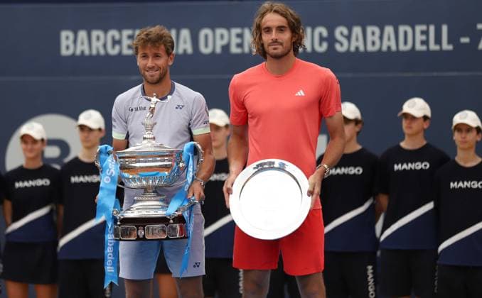 April 21, 2024, Sabadell, Barcelona, Spain: Barcelona Spain 21.04.2024 Stefanos Tsitsipas (Greece) and Casper Ruud (Norway) pose with the titles in the match between Stefanos Tsitsipas (Greece) and Casper Ruud (Norway) during the Day 9 of the Barcelona Open Banc Sabadell Godo on 21 April 2024 in Barcelona. Sabadell Spain - ZUMAu50_ 20240421_zsp_u50_120 Copyright: xXavixUrgelesx