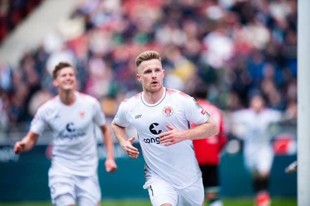 21 04 2024 Soccer, 2023 2024, 1 Bundesliga, Matchday 30, Hannover 96 FC St Pauli Johannes Eggestein Pauli cheers after his goal for 1 2 DFL REGULATIONS PROHIBIT ANY USE OF PHOTOGRAPHS AS IMAGE SEQUENCES AND OR QUASI VIDEO