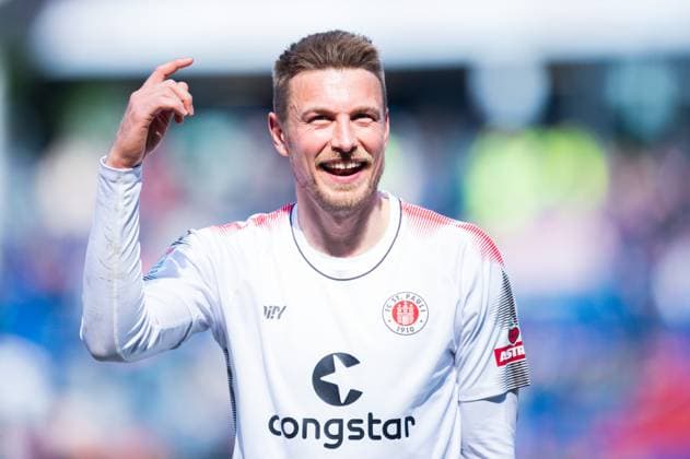 21 04 2024 Soccer, 2023 2024, 1 Bundesliga, Matchday 30, Hannover 96 FC St Pauli Hauke Wahl Pauli DFL REGULATIONS PROHIBIT ANY USE OF PHOTOGRAPHS AS IMAGE SEQUENCES AND OR QUASI VIDEO