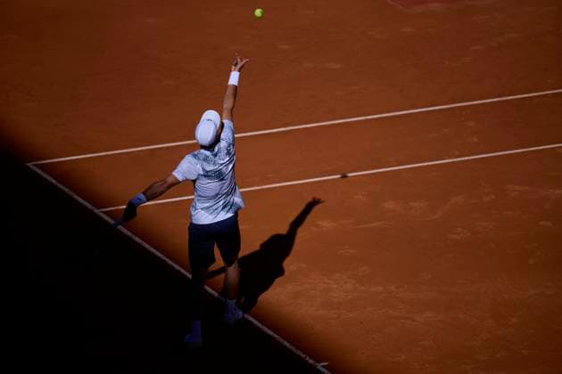 Mutua Madrid Open - Day One Facundo Bagnis of Argentina serves against David Goffin of Belgium during day one of the Mutua Madrid Open 2024 at Caja Magica on April 22, 2024, in Madrid, Spain. Madrid Caja Magica Madrid Spain RL_MMO24_013 Copyright: xRicardoxLarreinax