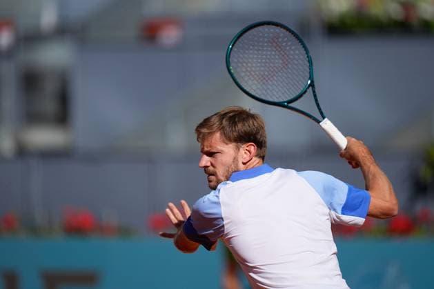 April 22, 2024, Madrid, Madrid, SPAIN: David Goffin of Belgium in action against Facundo Bagnis of Argentina during the Mutua Madrid Open 2024, ATP, Tennis Herren Masters 1000 and WTA, Tennis Damen 1000, tournament celebrated at Caja Magica on April 22, 2024 in Madrid, Spain. Madrid SPAIN - ZUMAa181 20240422_zaa_a181_019 Copyright: xOscarxJ.xBarrosox