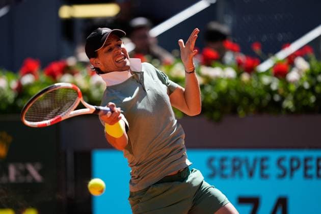 April 22, 2024, Madrid, Madrid, SPAIN: Dominic Thiem of Austria in action against Felipe Meligeni Alves of Brazil during the Mutua Madrid Open 2024, ATP, Tennis Herren Masters 1000 and WTA, Tennis Damen 1000, tournament celebrated at Caja Magica on April 22, 2024 in Madrid, Spain. Madrid SPAIN - ZUMAa181 20240422_zaa_a181_122 Copyright: xOscarxJ.xBarrosox