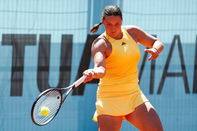 April 22, 2024, Madrid, Madrid, SPAIN: Jule Niemeier of Germany in action against Nuria Parrizas Diaz of Spain during the Mutua Madrid Open 2024, ATP, Tennis Herren Masters 1000 and WTA, Tennis Damen 1000, tournament celebrated at Caja Magica on April 22, 2024 in Madrid, Spain. Madrid SPAIN - ZUMAa181 20240422_zaa_a181_137 Copyright: xIrinaxR.xHipolitox