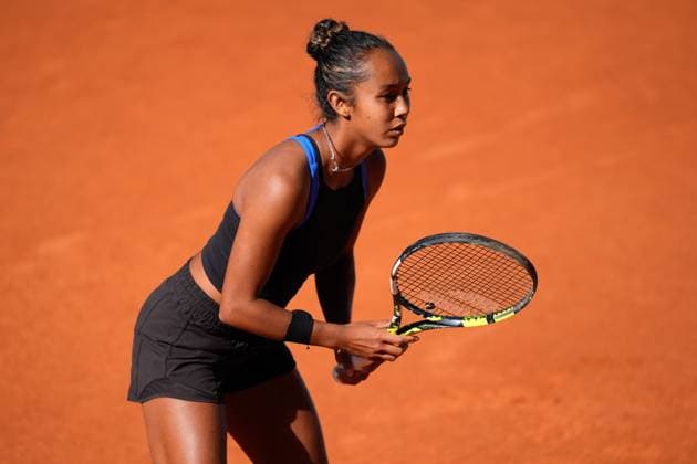 April 22, 2024, Madrid, Madrid, SPAIN: Leylah Fernandez of Canada practices during the Mutua Madrid Open 2024, ATP, Tennis Herren Masters 1000 and WTA, Tennis Damen 1000, tournament celebrated at Caja Magica on April 22, 2024 in Madrid, Spain. Madrid SPAIN - ZUMAa181 20240422_zaa_a181_220 Copyright: xOscarxJ.xBarrosox