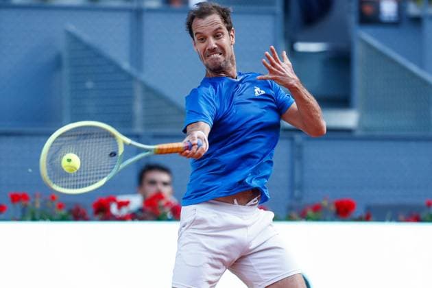 April 22, 2024, Madrid, Madrid, SPAIN: Richard Gasquet of France in action against Stefano Napolitano of Italy during the Mutua Madrid Open 2024, ATP, Tennis Herren Masters 1000 and WTA, Tennis Damen 1000, tournament celebrated at Caja Magica on April 22, 2024 in Madrid, Spain. Madrid SPAIN - ZUMAa181 20240422_zaa_a181_315 Copyright: xIrinaxR.xHipolitox