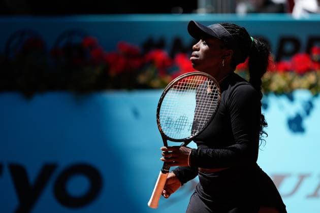 April 23, 2024, Madrid, Madrid, SPAIN: Sachia Vickery of United States in action against Jessica Bouzas of Spain during the Mutua Madrid Open 2024, ATP, Tennis Herren Masters 1000 and WTA, Tennis Damen 1000, tournament celebrated at Caja Magica on April 23, 2024 in Madrid, Spain. Madrid SPAIN - ZUMAa181 20240423_zaa_a181_047 Copyright: xOscarxJ.xBarrosox