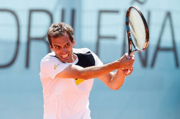 April 23, 2024, Madrid, Madrid, SPAIN: Albert Ramos-Vinolas of Spain in action against Roberto Bautista Agut of Spain during the Mutua Madrid Open 2024, ATP, Tennis Herren Masters 1000 and WTA, Tennis Damen 1000, tournament celebrated at Caja Magica on April 23, 2024 in Madrid, Spain. Madrid SPAIN - ZUMAa181 20240423_zaa_a181_143 Copyright: xIrinaxR.xHipolitox