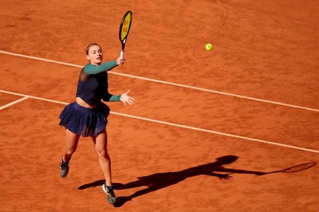 Mutua Madrid Open - Day Two Ana Bogdan of Romania returns a shot against Xiyu Wang of China during day two of the Mutua Madrid Open 2024 at Caja Magica on April 23, 2024, in Madrid, Spain. Madrid Caja Magica Madrid Spain RL_MMO24_416 Copyright: xRicardoxLarreinax