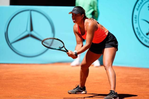 April 23, 2024, Madrid, Madrid, SPAIN: Jessica Bouzas of Spain in action against Sachia Vickery of United States during the Mutua Madrid Open 2024, ATP, Tennis Herren Masters 1000 and WTA, Tennis Damen 1000, tournament celebrated at Caja Magica on April 23, 2024 in Madrid, Spain. Madrid SPAIN - ZUMAa181 20240423_zaa_a181_048 Copyright: xOscarxJ.xBarrosox