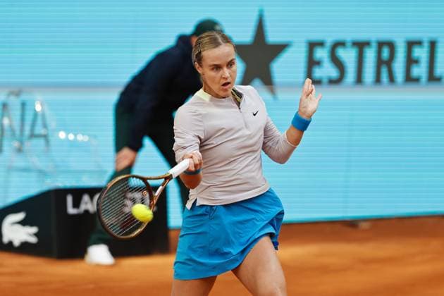 Anna Karolina Schmiedlova (SVK), APRIL 23, 2024 - Tennis : Schmiedlova during singles round of 128 match against Sofia Kenin on the WTA, Tennis Damen 1000 tournaments Mutua Madrid Open tennis tournament at the Caja Magica in Madrid, Spain. Noxthirdxpartyxsales  (251089020)