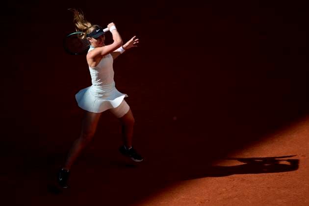 Mutua Madrid Open - Day Three Paula Badosa of Spain returns a shot against Jessica Bouzas Maneiro of Spain during day three of the Mutua Madrid Open 2024 at Caja Magica on April 24, 2024, in Madrid, Spain. Madrid Caja Magica Madrid Spain RL_MMO24_497 Copyright: xRicardoxLarreinax