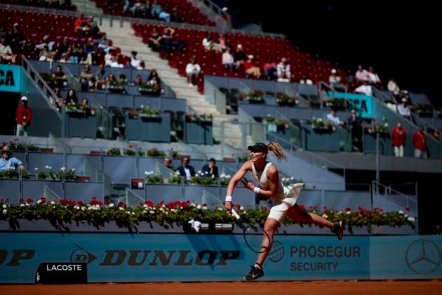 Mutua Madrid Open - Day Three Paula Badosa of Spain serves against Jessica Bouzas Maneiro of Spain during day three of the Mutua Madrid Open 2024 at Caja Magica on April 24, 2024, in Madrid, Spain. Madrid Caja Magica Madrid Spain RL_MMO24_558 Copyright: xRicardoxLarreinax