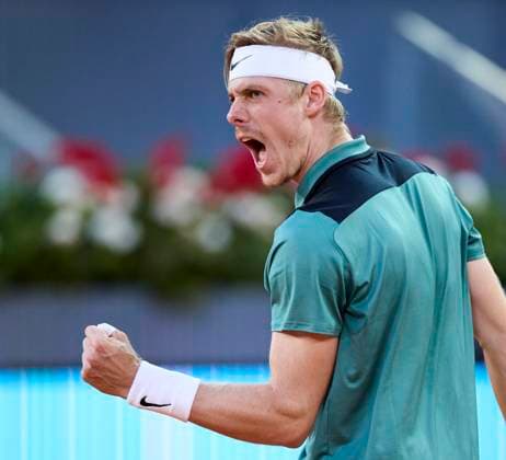 Sport Bilder des Tages Mutua Madrid Open - Day Three Denis Shapovalov of Canada reacts during the match against Facundo Diaz Acosta of Argentina during day three of the Mutua Madrid Open 2024 at Caja Magica on April 24, 2024, in Madrid, Spain. Madrid Caja Magica Madrid Spain RL_MMO24_00397 Copyright: xRicardoxLarreinax