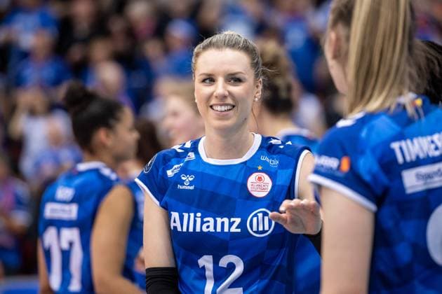 Britt Bongaerts Allianz MTV Stuttgart, 12 Joy, Smile, Relief Allianz MTV Stuttgart SSC Palmberg Schwerin, Sport, Volleyball Bundesliga, Women, VBL, Season 2023 24, German Championship Final Game 4, 24 04 2024, Stuttgart SCHARRena , DEU GER, Allianz MTV Stuttgart SSC Palmberg Schwerin, Volleyball, Bundesliga, easycredit VBL, German Championship Final Game 4, Season 2023 2024, 24 04 2024 Stuttgart Copyright: xSandyxDinkelackerx EP_SDR