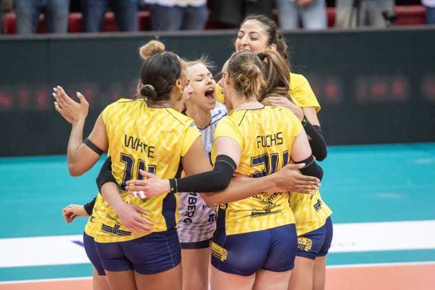 Anna Pogany SSC Palmberg Schwerin, 04 middle jubilant moment in the match against Stuttgart joyful cry, jubilation, jubilant cry Allianz MTV Stuttgart SSC Palmberg Schwerin, Sport, Volleyball Bundesliga, Women, VBL, Season 2023 24, German Championship Final Game 4, 24 04 2024, Stuttgart SCHARRena , DEU GER, Allianz MTV Stuttgart SSC Palmberg Schwerin, Volleyball, Bundesliga, easycredit VBL, German Championship Final Game 4, Season 2023 2024, 24 04 2024 Stuttgart Copyright: xSandyxDinkelackerx EP_SDR